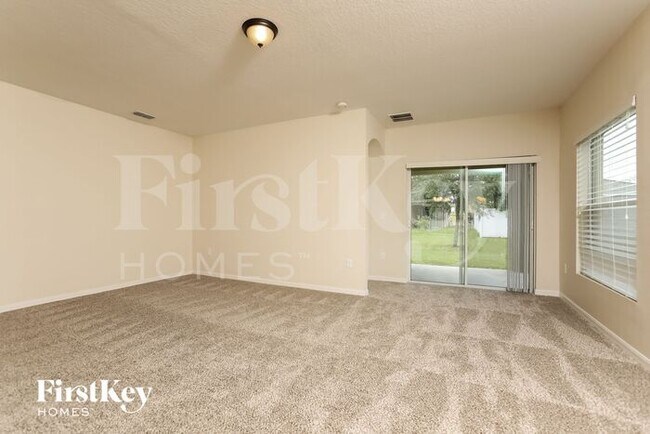 Building Photo - 7218 Rafanelli Ct