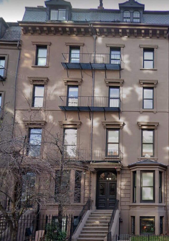 Foto del edificio - 113 Beacon St