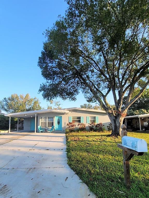 Building Photo - 513 Firefly Ln