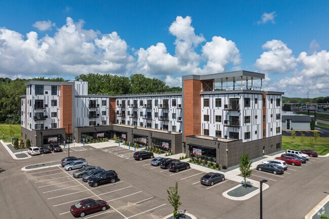 Building Photo - Axis Lofts