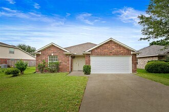 Building Photo - 7331 Wimberly Oaks Ln