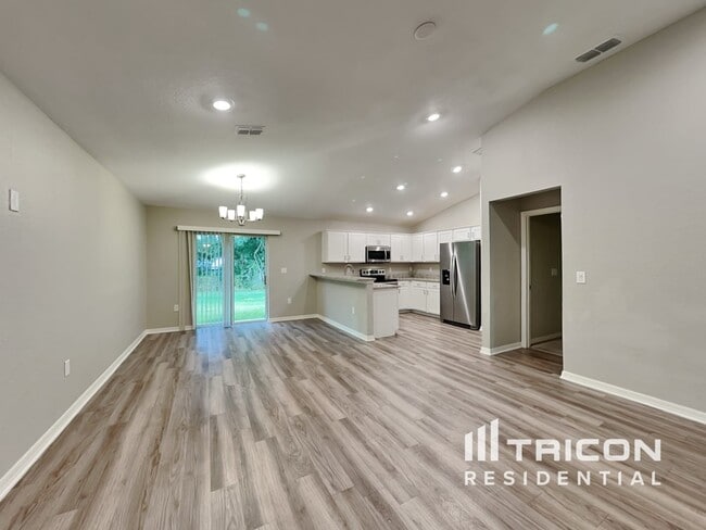 Building Photo - 988 Blue Tide Lane Lakeland FL