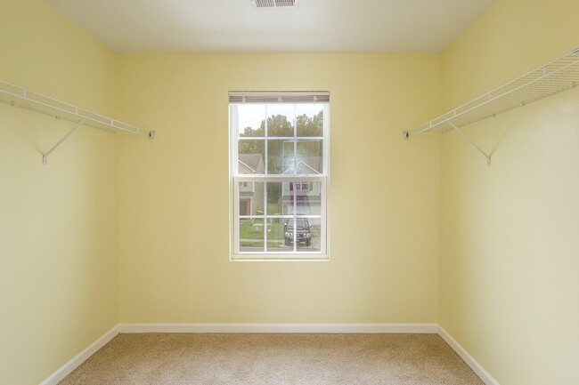 Building Photo - 1562 Onalee Dr