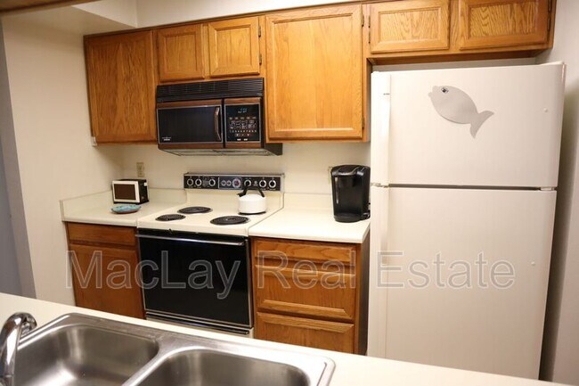 Foto del edificio - 9345 N 92nd St