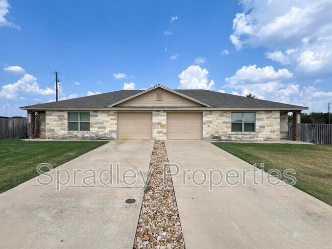 Foto del edificio - 1513 Chance Ct