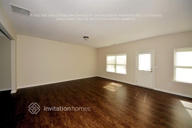 Building Photo - 2160 Stonebrook Dr