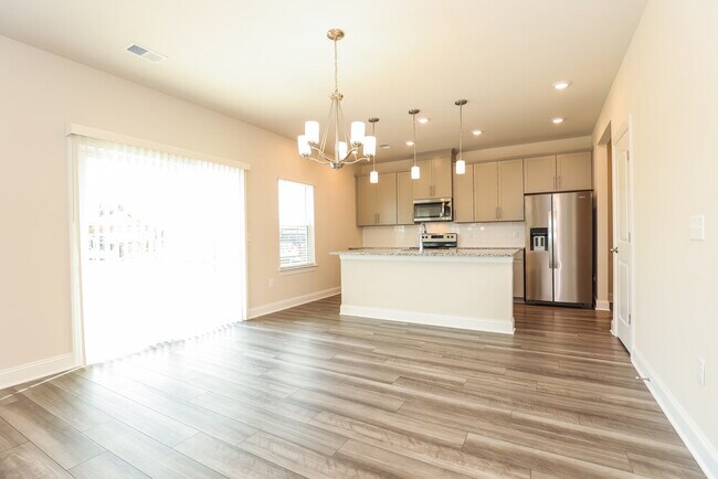 Foto del edificio - 3610 Mathewson Way