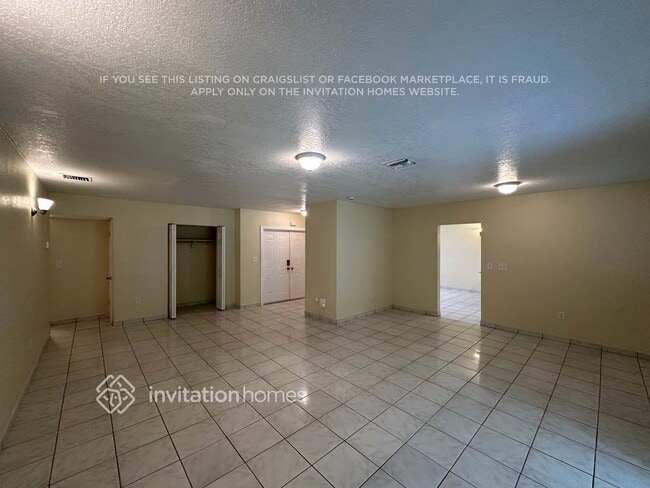 Building Photo - 17421 SW 92nd Ct