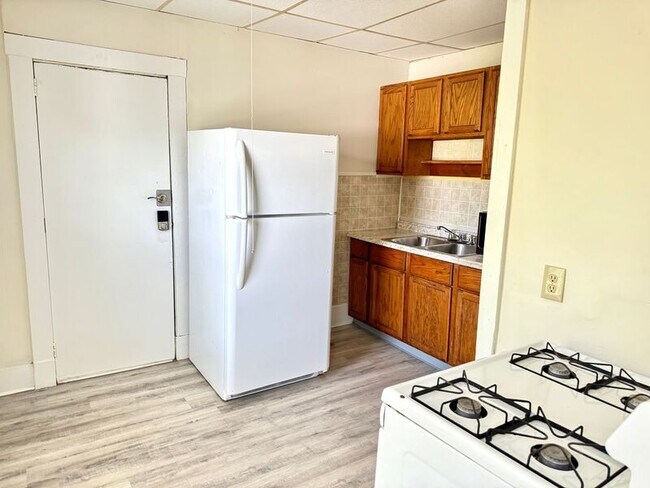 Foto del edificio - 107 College St