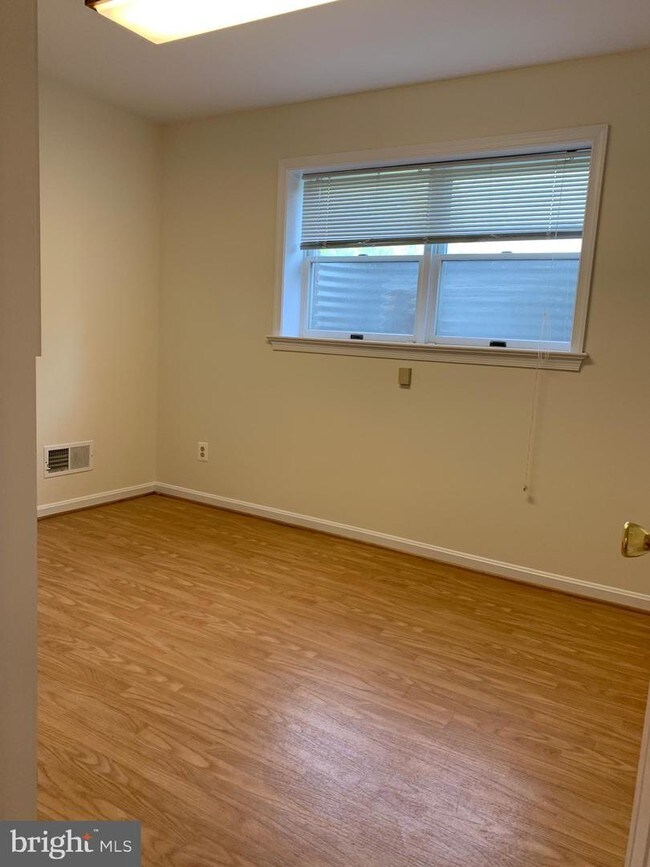 Foto del edificio - 316 Evergreen Mills Rd