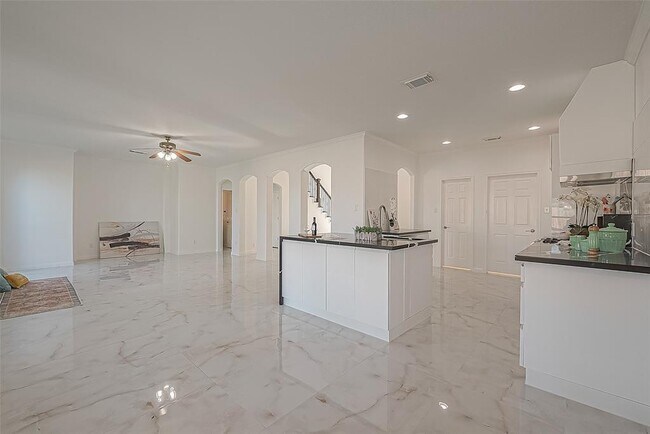 Foto del edificio - 16746 Spring Barker Dr