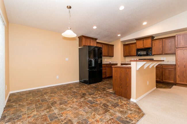 Foto del edificio - Fantastic West Eugene 3-Bedroom 2.5-Bath H...