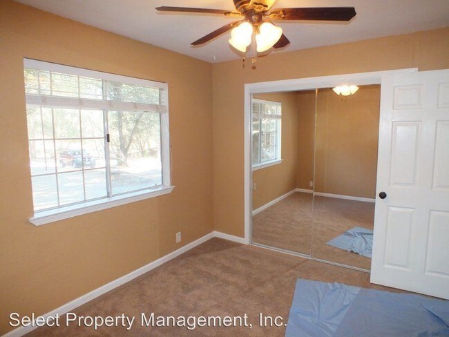 Building Photo - 4211 Foxy Hollow Ln