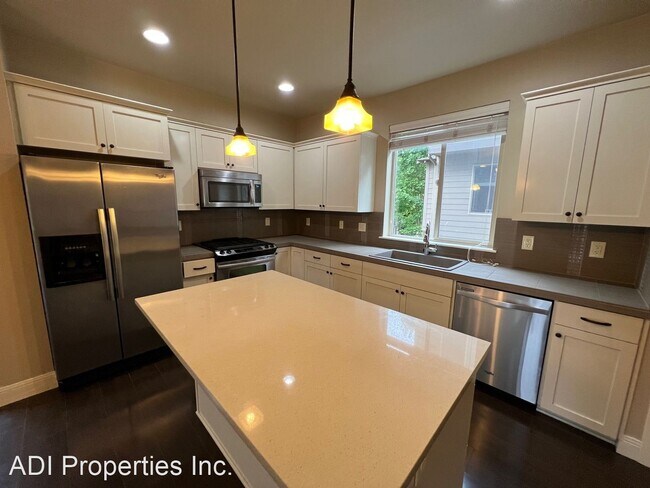 Building Photo - 4 br, 2.5 bath House - 14265 SW Burlwood Lane
