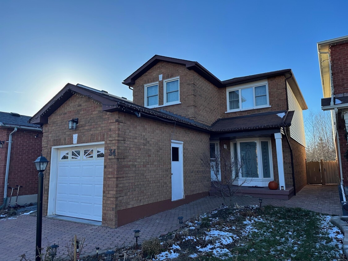34 Stuart Rd, Courtice, ON L1E 1Z1 House for Rent in Courtice, ON