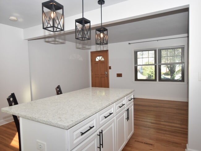 Building Photo - 5153 W 64th Pl