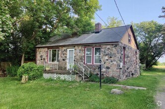 Building Photo - 51319 Geddes Rd