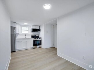 Building Photo - 211 N 8th St