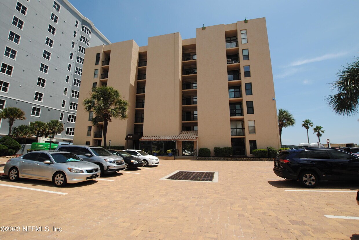 275 1st St N Unit 403, Jacksonville Beach, FL 32250 Condo for Rent in