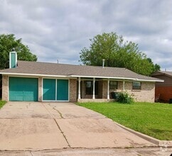 Building Photo - 4908 SE Brighton Dr