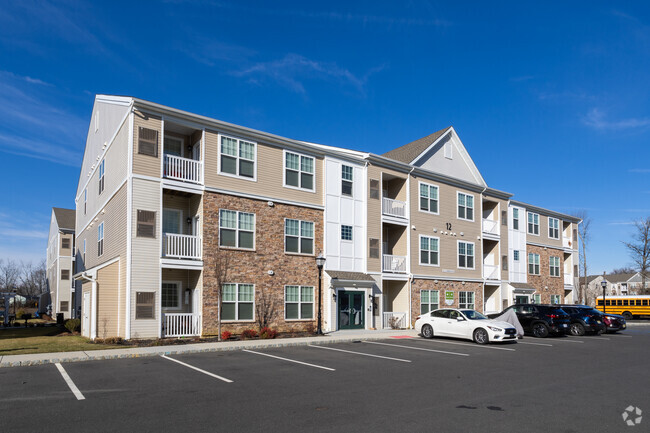 Building Photo - Heritage at Mount Holly