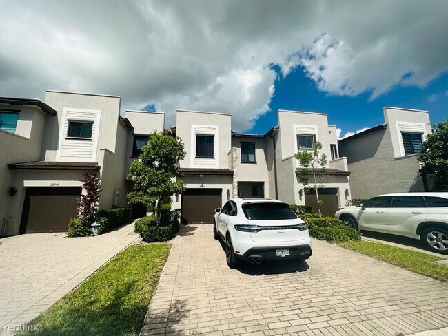 Foto del edificio - 3 br, 2.5 bath House - 20554 NE 2nd Ct
