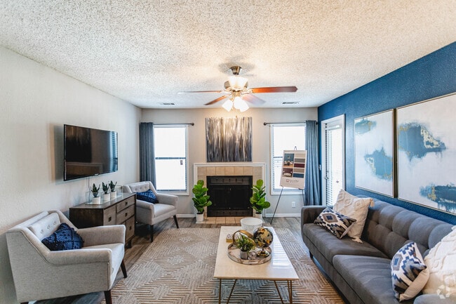 1BR, 1BA - A2 - 916 SF - Lyric on Bell