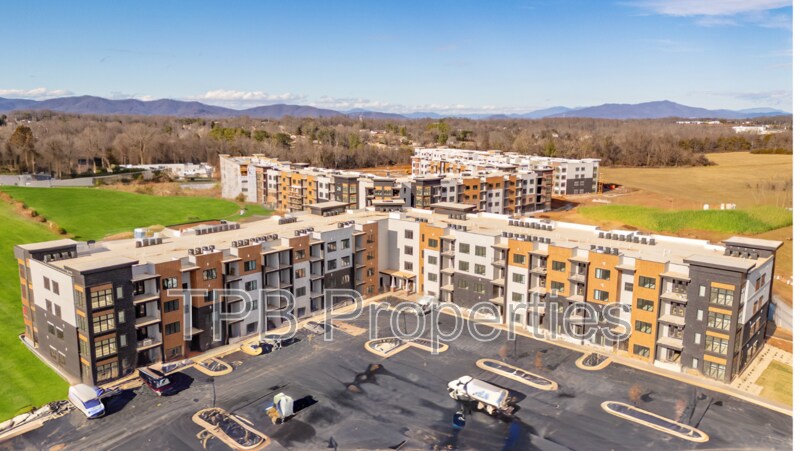 Foto principal - 1205 Rosedale Blvd