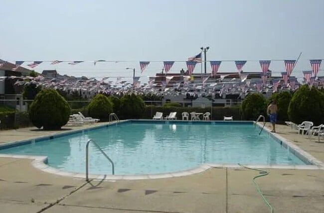 Foto del edificio - 4901 Harbor Beach Blvd