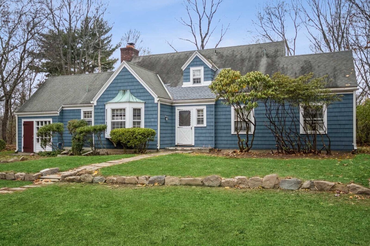 111 N Cross Rd, Lagrangeville, NY 12540 House Rental in Lagrangeville