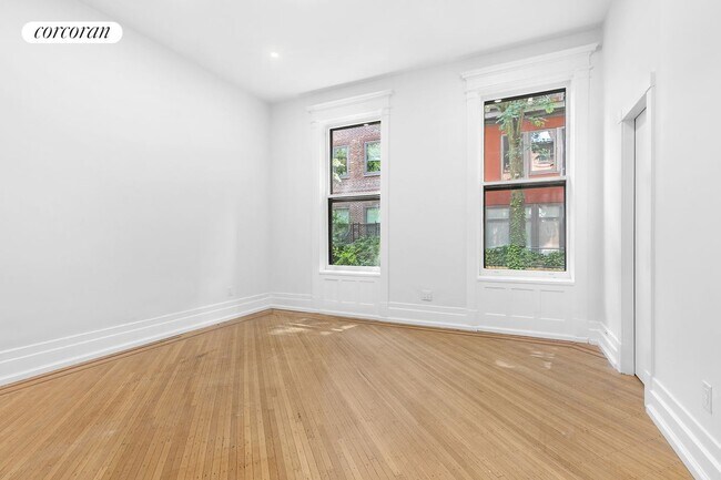 Foto del edificio - 165 Hicks St