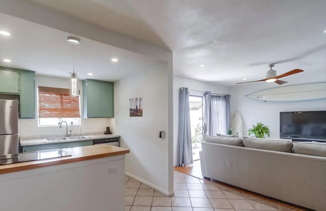 Building Photo - Welcome to Villa Hermosa ! A beautifully w...
