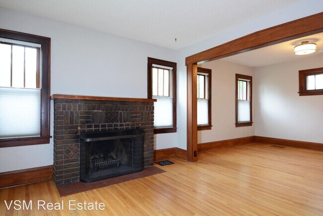Building Photo - 2 br, 1 bath House - 5022 30th Ave South