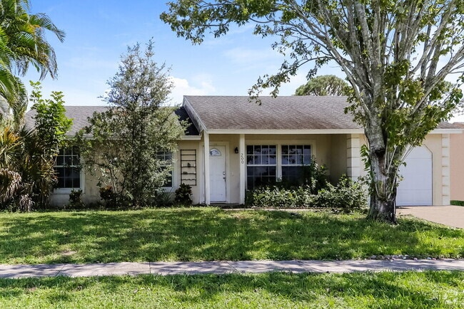 Building Photo - 200 Cordoba Cir