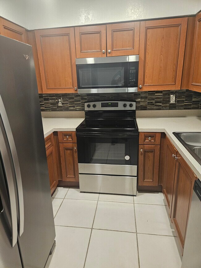 Foto del edificio - 2739 NW 131st St