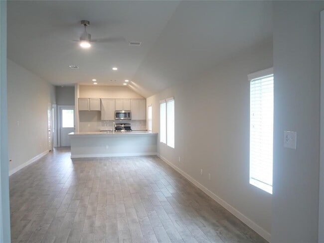 Building Photo - 2722 Oakleaf Ash Ln