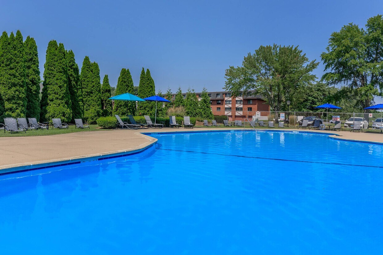 Woodcliff Estates Apartments in East Hartford, CT