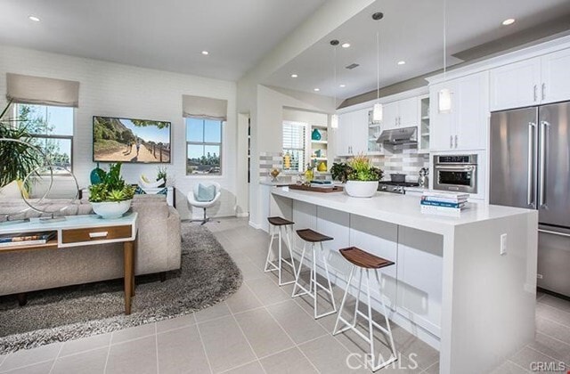 Building Photo - 141 Damsel