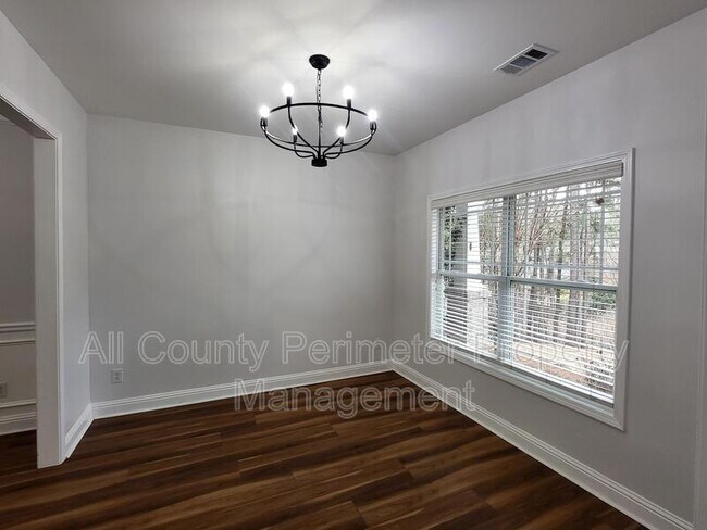 Building Photo - 4231 Suwanee Brook Ct