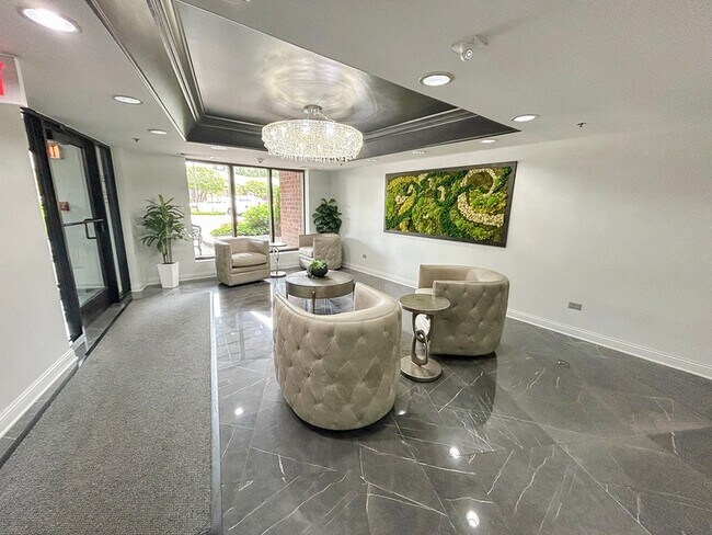 Foto del edificio - 1 Bloomingdale Pl