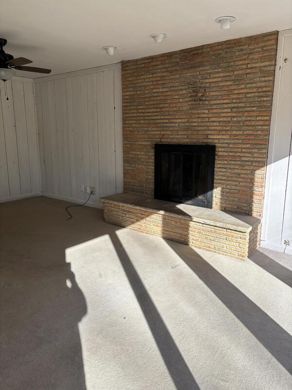 Building Photo - 1704 W Jackson St