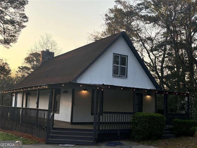 Building Photo - 720 Corbin Ave