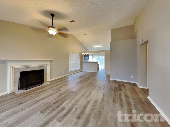 Building Photo - 5522 Silver Maple Dr