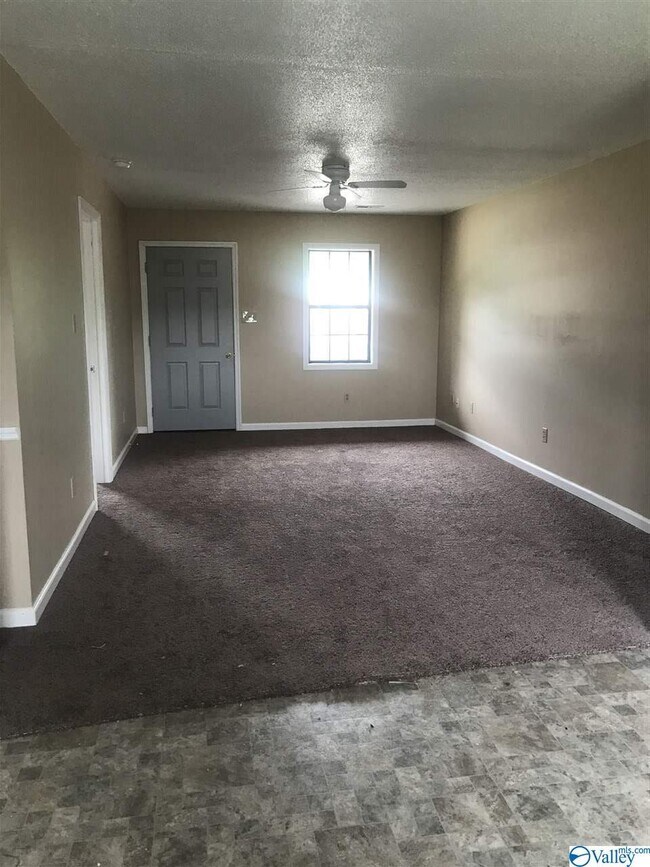 Building Photo - 2913 Wimberly Dr SW