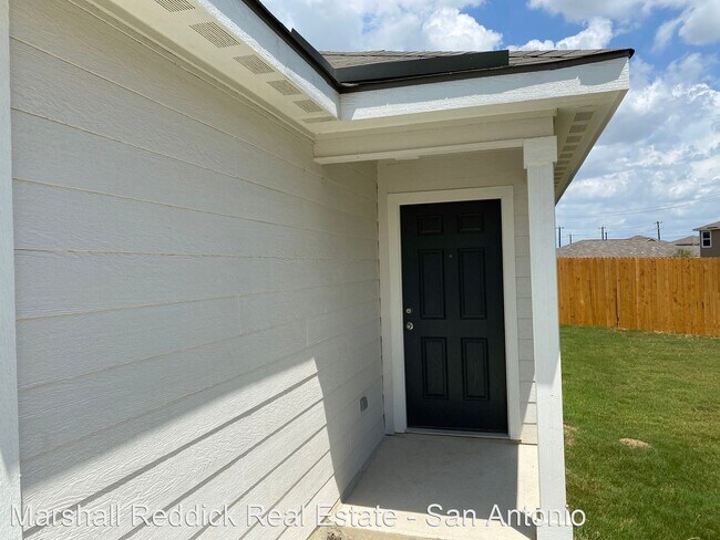 Foto del edificio - 4 br, 2 bath House - 7302 Anchor Canyon