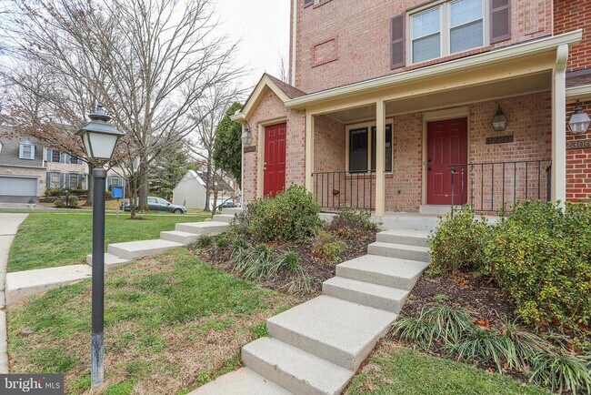Foto del edificio - 12300 Sweetbough Ct