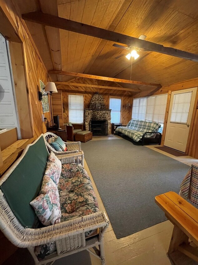Foto principal - 7 Limington Ave