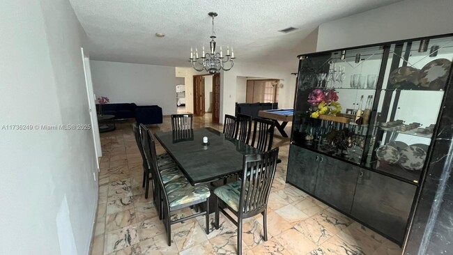 Foto del edificio - 1435 SW 119th Ct