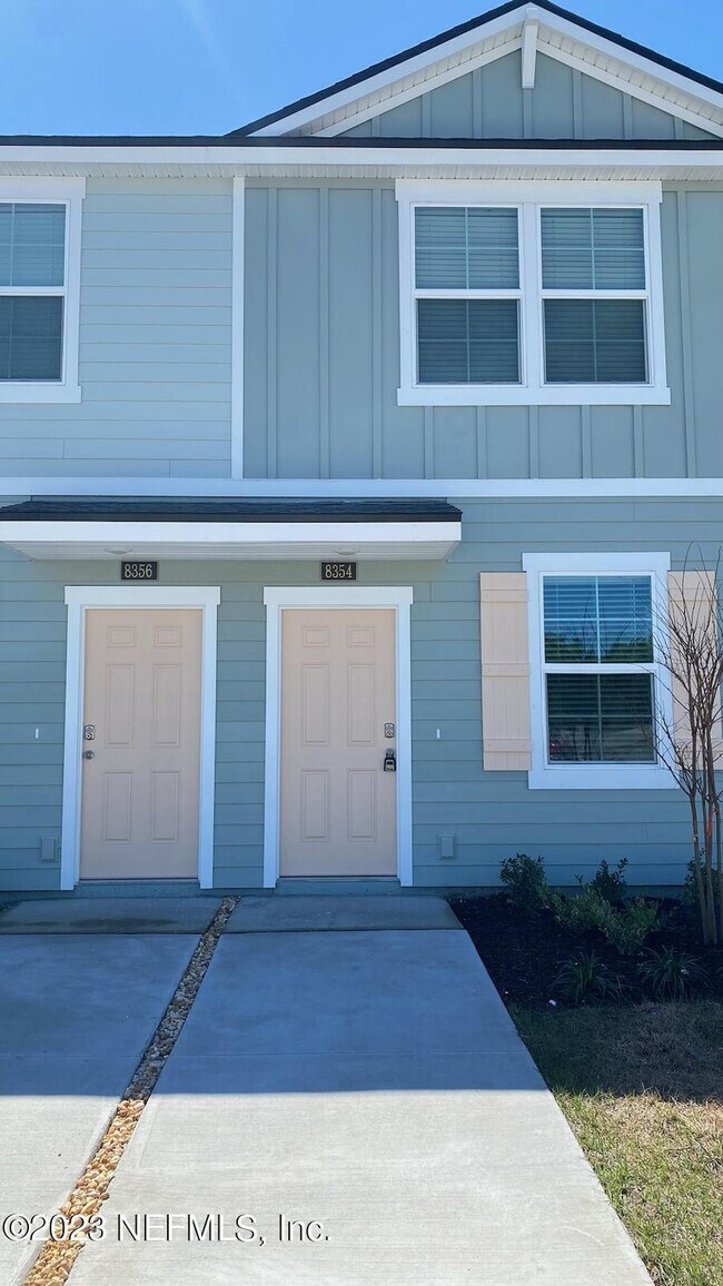 Building Photo - 8336 Zenith Cir