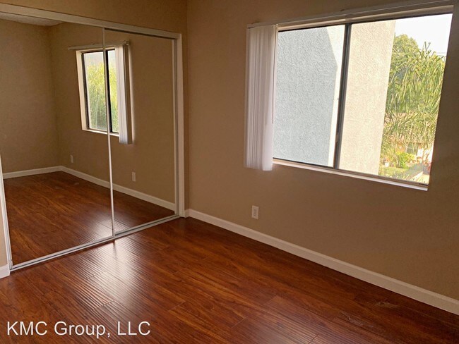 Foto del edificio - 5011-5015 Monte Vista St